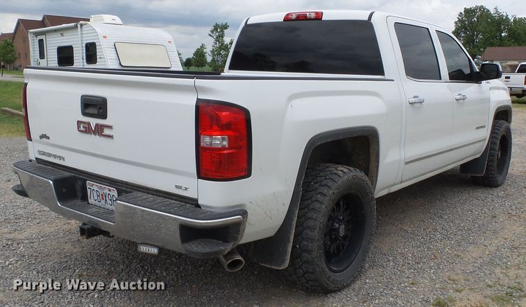 image for item DH7970 2015 GMC Sierra 1500  Crew Cab pickup truck