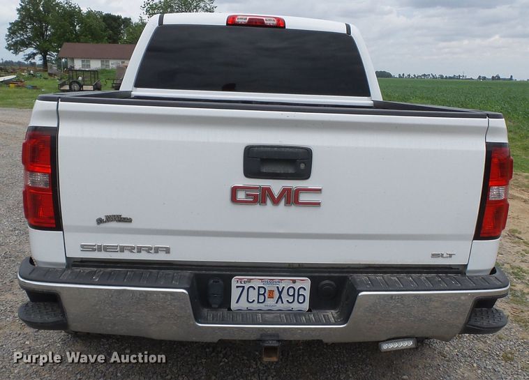 image for item DH7970 2015 GMC Sierra 1500  Crew Cab pickup truck