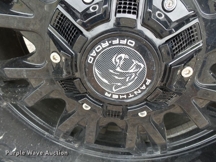 image for item DH7970 2015 GMC Sierra 1500  Crew Cab pickup truck