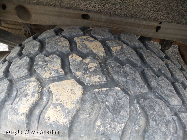 image for item DH7970 2015 GMC Sierra 1500  Crew Cab pickup truck