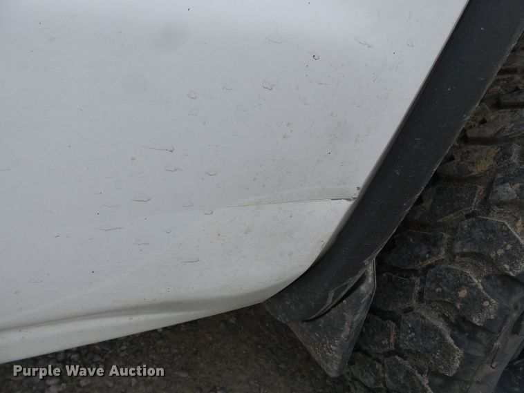 image for item DH7970 2015 GMC Sierra 1500  Crew Cab pickup truck