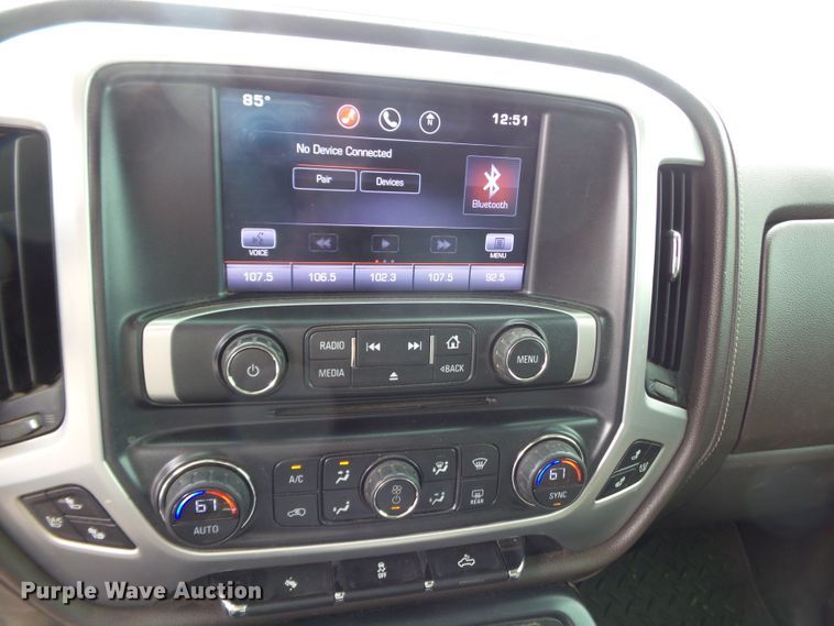 image for item DH7970 2015 GMC Sierra 1500  Crew Cab pickup truck