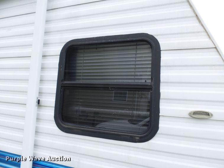 image for item DH7972 1995 Fleetwood Prowler  camper