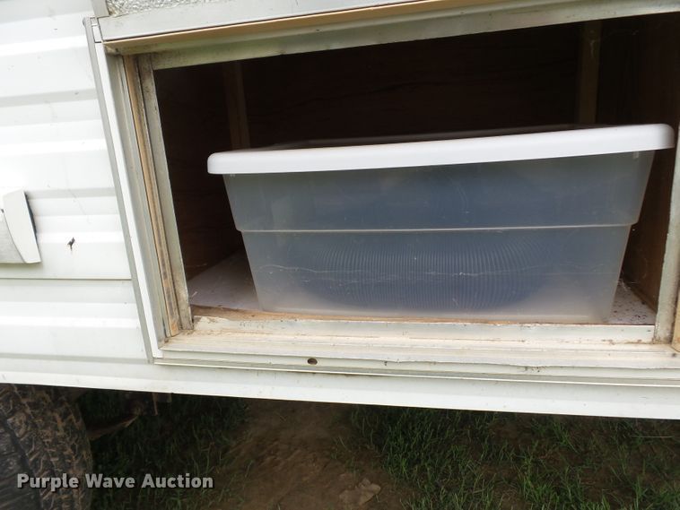 image for item DH7972 1995 Fleetwood Prowler  camper