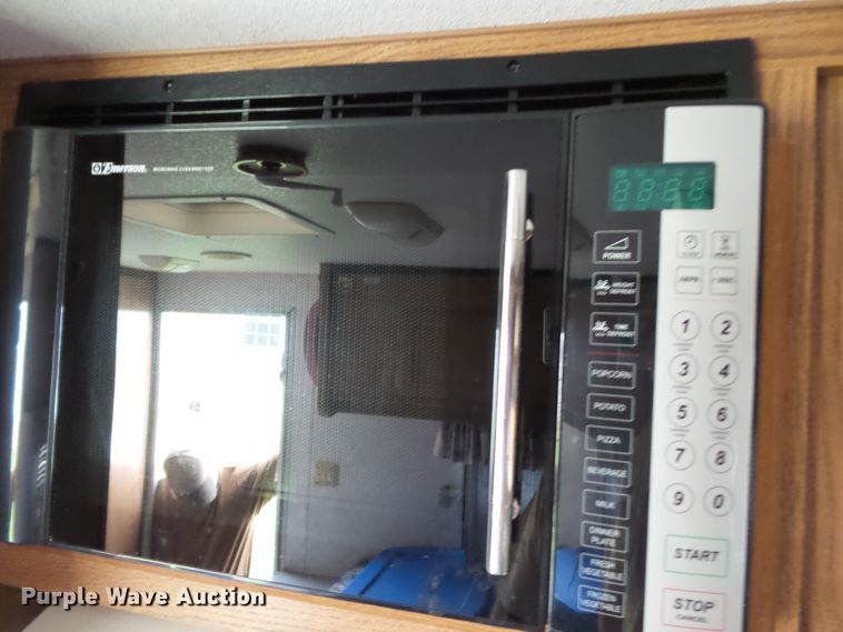 image for item DH7972 1995 Fleetwood Prowler  camper