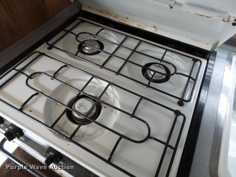 image for item DH7972 1995 Fleetwood Prowler  camper