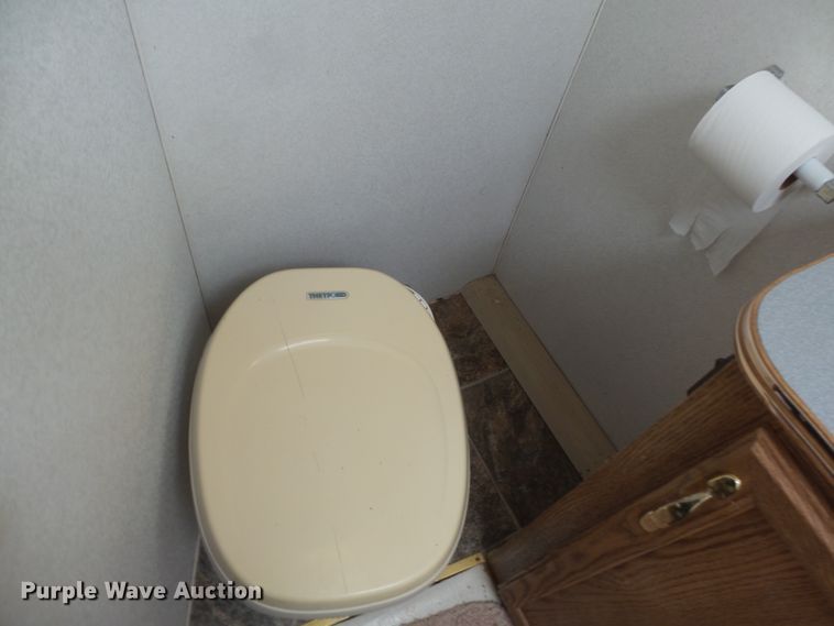 image for item DH7972 1995 Fleetwood Prowler  camper