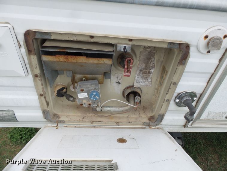 image for item DH7972 1995 Fleetwood Prowler  camper