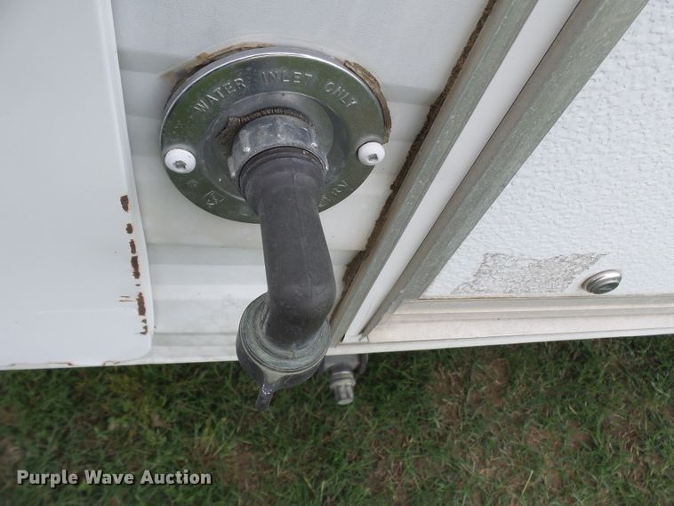 image for item DH7972 1995 Fleetwood Prowler  camper