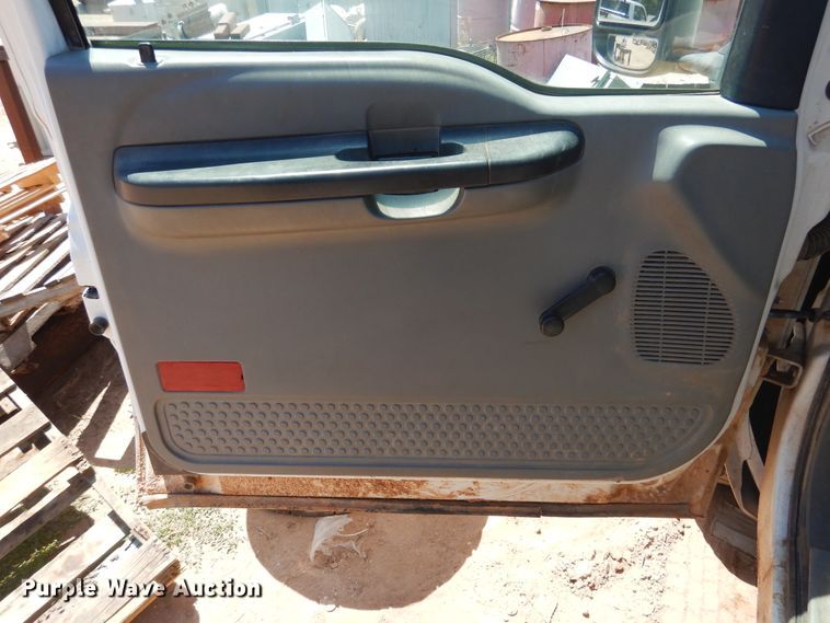 image for item DI0111 2006 Ford F250 Super Duty  SuperCab pickup truck