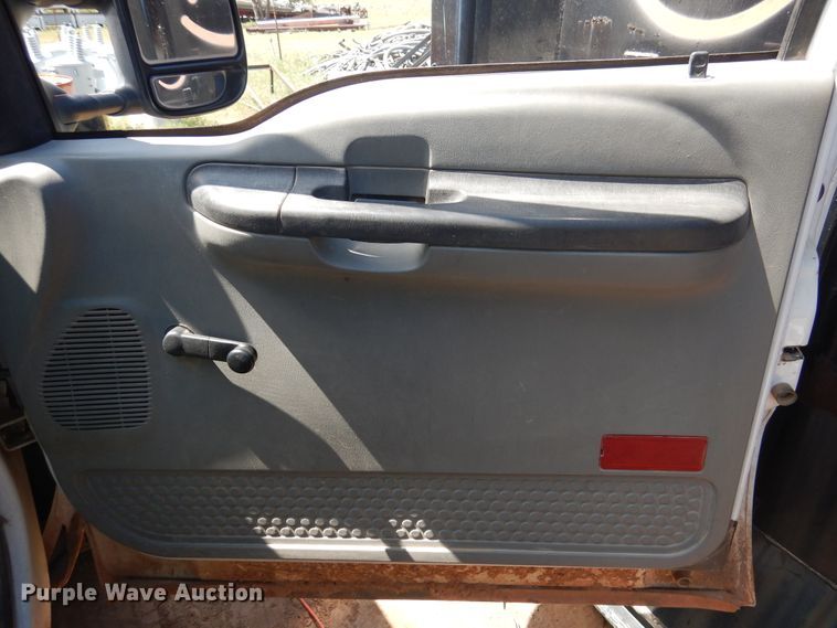 image for item DI0111 2006 Ford F250 Super Duty  SuperCab pickup truck