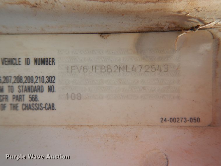 image for item DI0114 1992 Freightliner FL80  truck cab and chassis