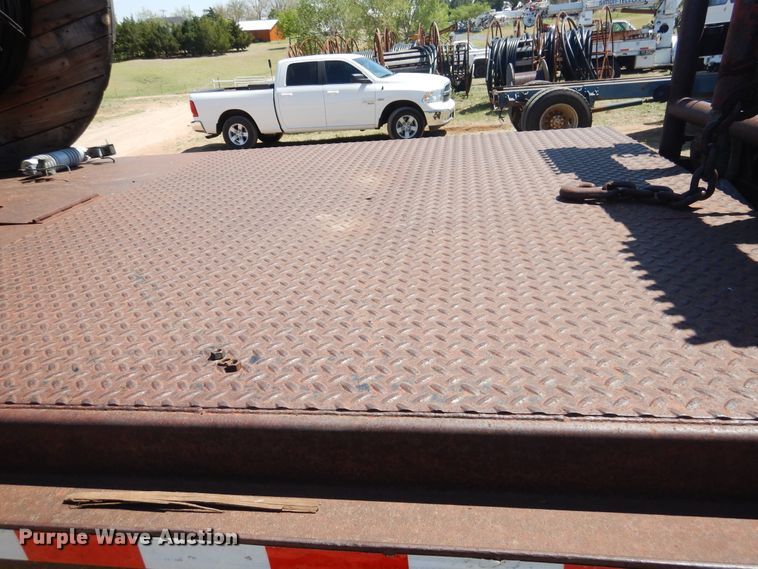 image for item DI0118 1984 GMC 7000  winch truck