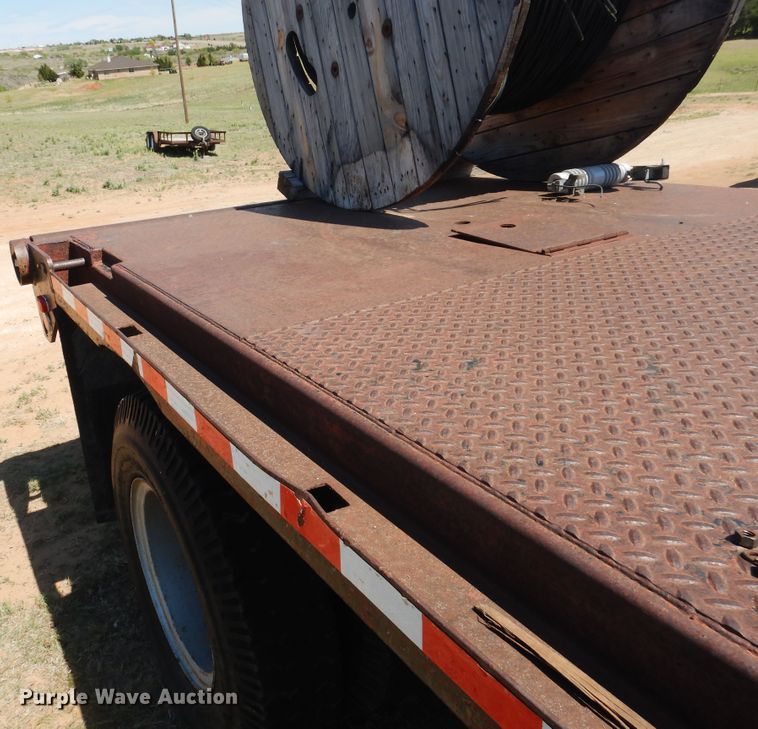 image for item DI0118 1984 GMC 7000  winch truck