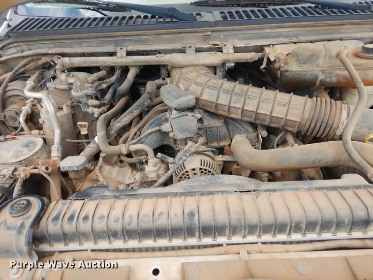 image for item DI0136 2006 Ford F250 Super Duty  utility bed pickup truck