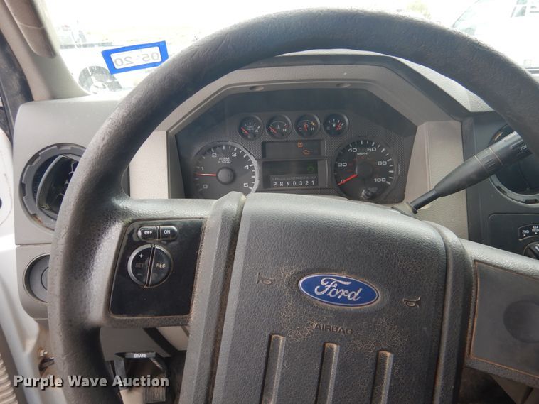 image for item DI0137 2010 Ford F250 Super Duty  SuperCab pickup truck