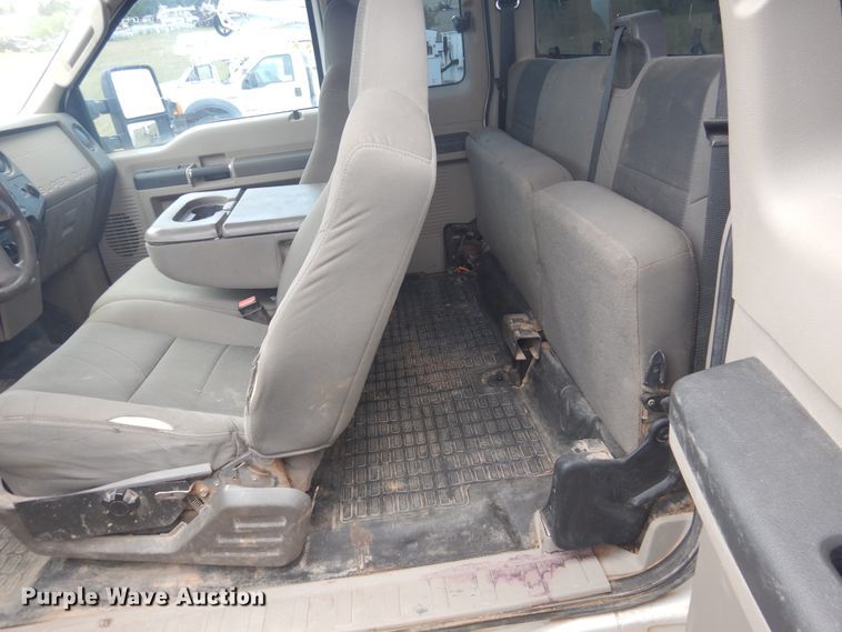 image for item DI0137 2010 Ford F250 Super Duty  SuperCab pickup truck