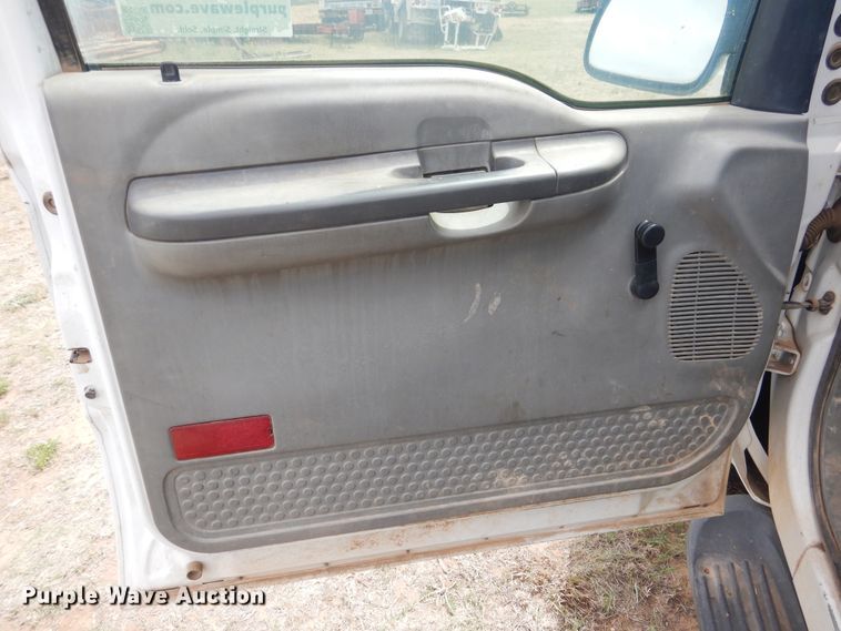 image for item DI0139 2002 Ford F250 Super Duty  pickup truck