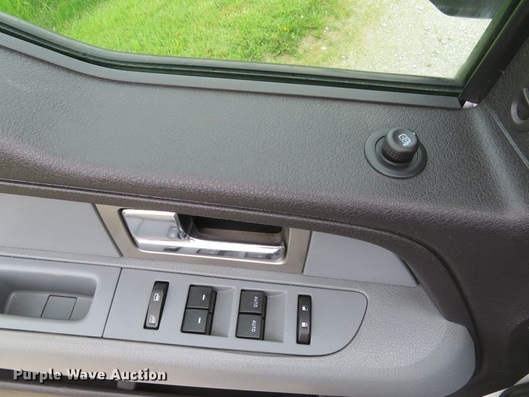 image for item DI2204 2011 Ford F150 XLT  SuperCab pickup truck
