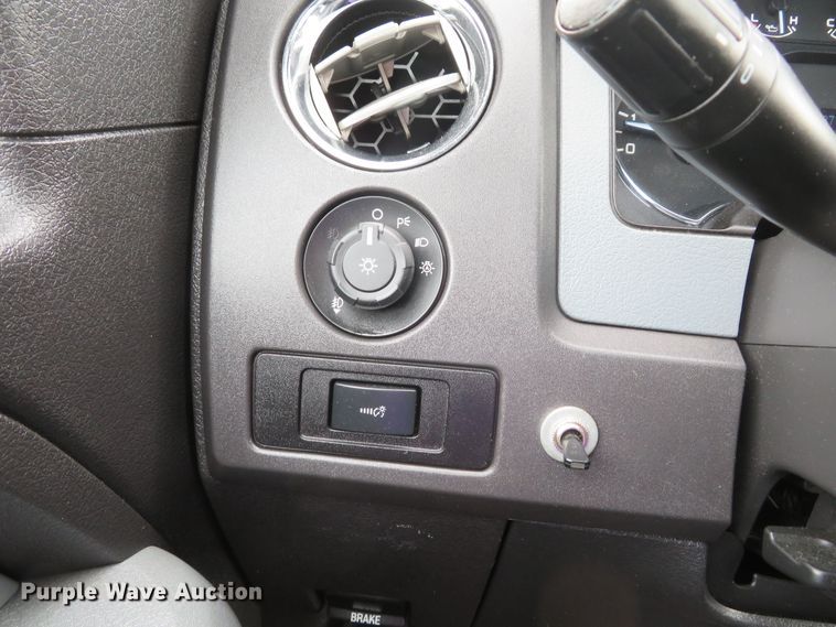 image for item DI2204 2011 Ford F150 XLT  SuperCab pickup truck