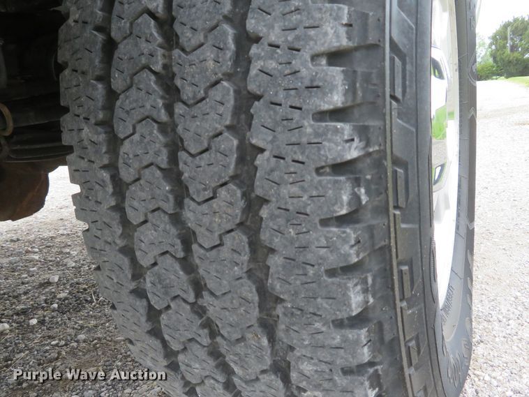 image for item DI2204 2011 Ford F150 XLT  SuperCab pickup truck