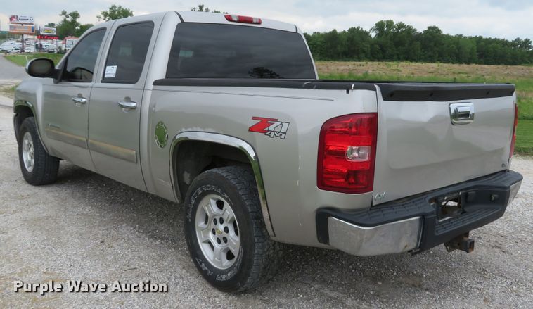 image for item DI2217 2007 Chevrolet Silverado 1500 Z71  Crew Cab pickup truck