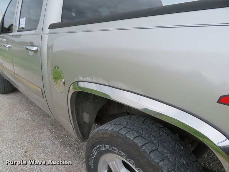 image for item DI2217 2007 Chevrolet Silverado 1500 Z71  Crew Cab pickup truck