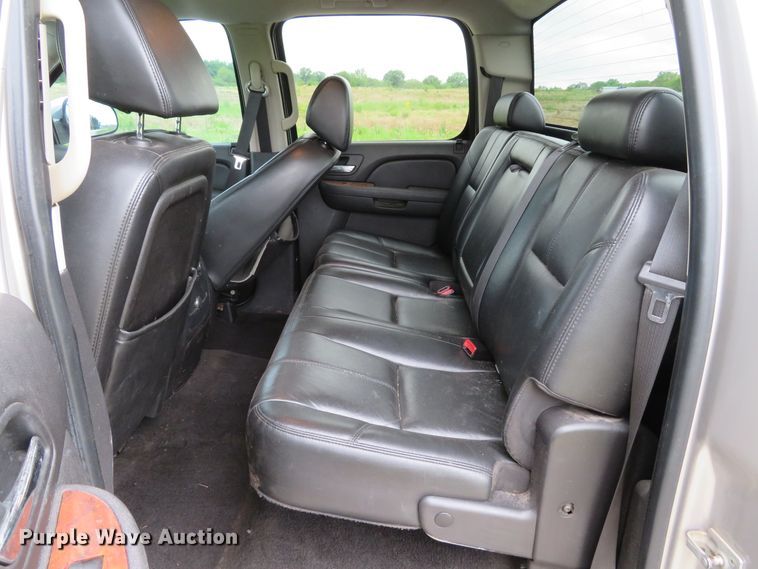 image for item DI2217 2007 Chevrolet Silverado 1500 Z71  Crew Cab pickup truck