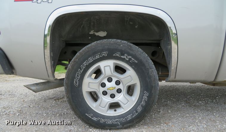 image for item DI2217 2007 Chevrolet Silverado 1500 Z71  Crew Cab pickup truck