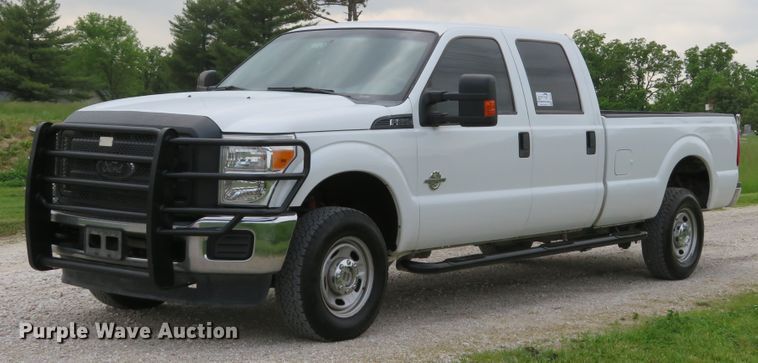 image for item DI2220 2015 Ford F250 Super Duty XL  Crew Cab pickup truck