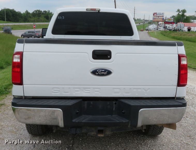 image for item DI2220 2015 Ford F250 Super Duty XL  Crew Cab pickup truck