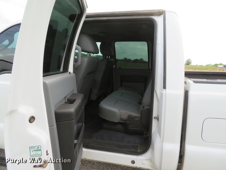 image for item DI2220 2015 Ford F250 Super Duty XL  Crew Cab pickup truck