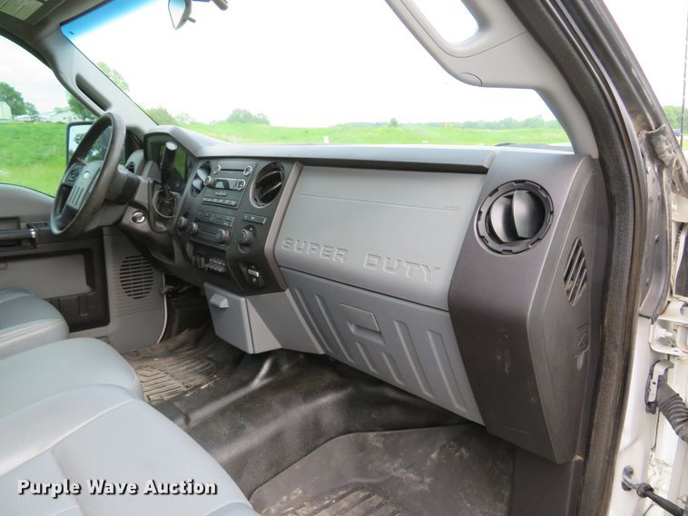 image for item DI2220 2015 Ford F250 Super Duty XL  Crew Cab pickup truck