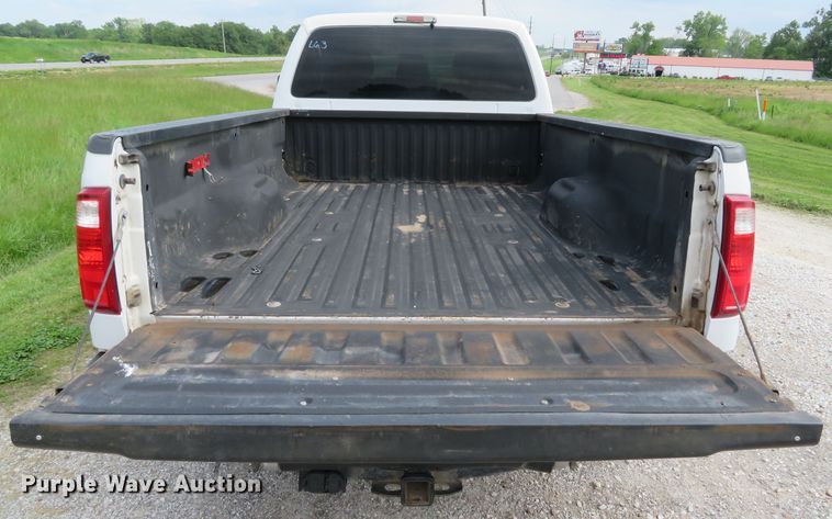 image for item DI2220 2015 Ford F250 Super Duty XL  Crew Cab pickup truck