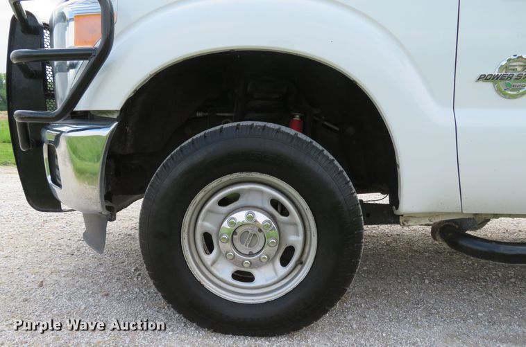 image for item DI2220 2015 Ford F250 Super Duty XL  Crew Cab pickup truck