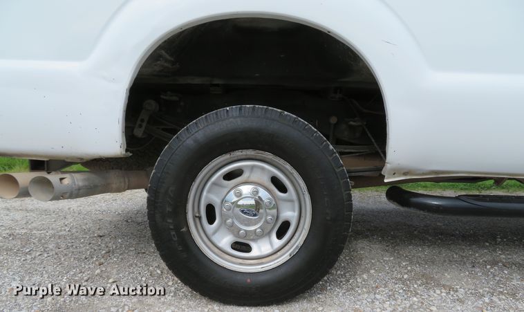 image for item DI2220 2015 Ford F250 Super Duty XL  Crew Cab pickup truck