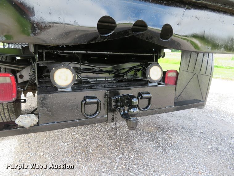 image for item DI2222 2011 Ford F350 Super Duty XL  dump bed pickup truck