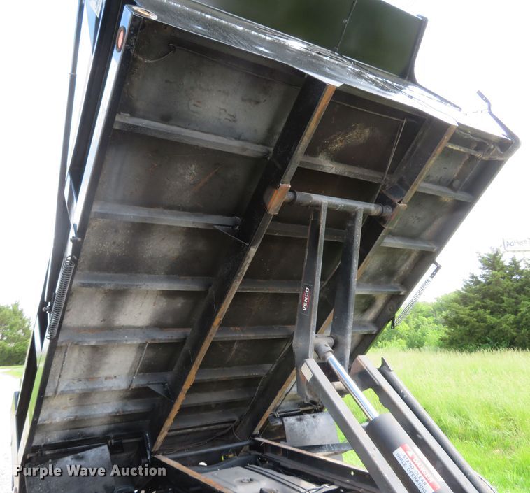 image for item DI2222 2011 Ford F350 Super Duty XL  dump bed pickup truck