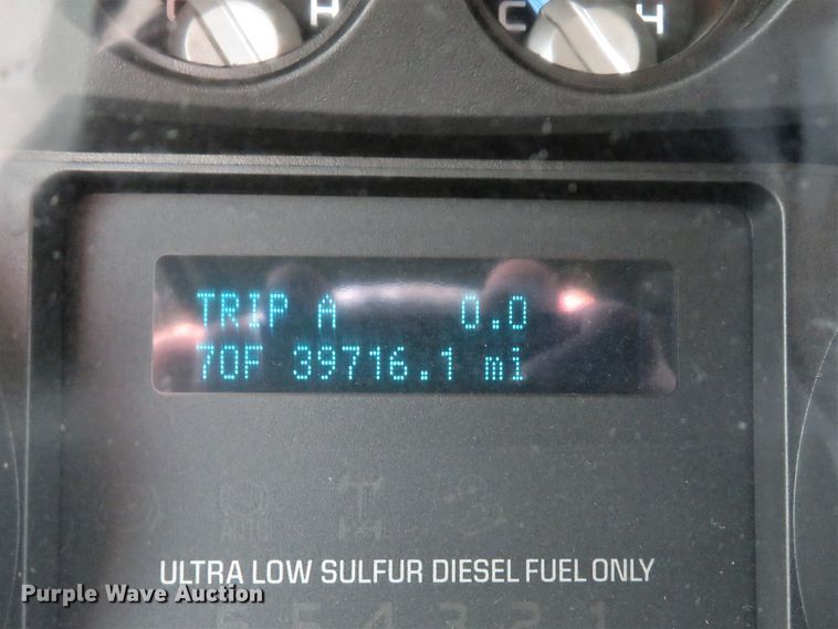 image for item DI2222 2011 Ford F350 Super Duty XL  dump bed pickup truck