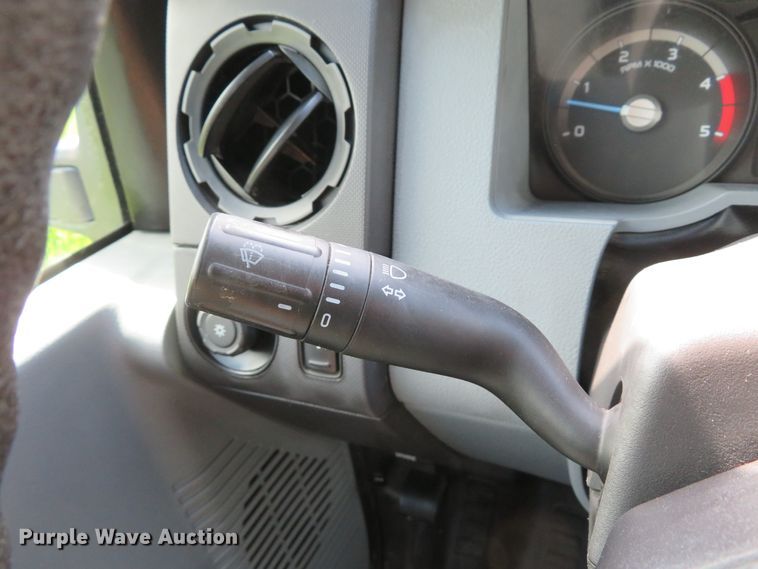 image for item DI2222 2011 Ford F350 Super Duty XL  dump bed pickup truck