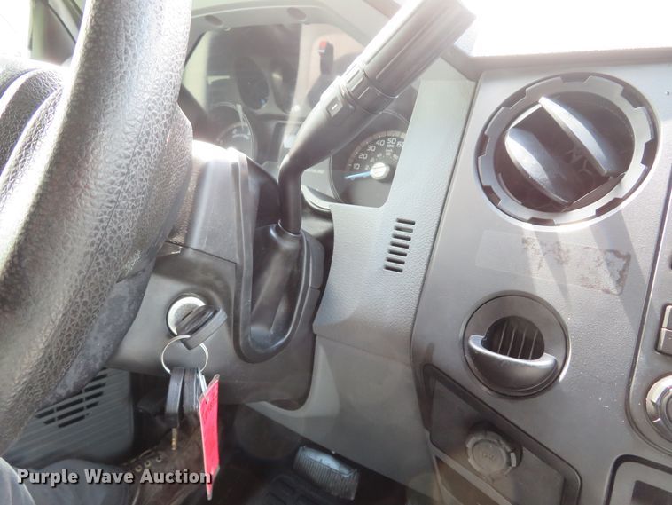 image for item DI2222 2011 Ford F350 Super Duty XL  dump bed pickup truck