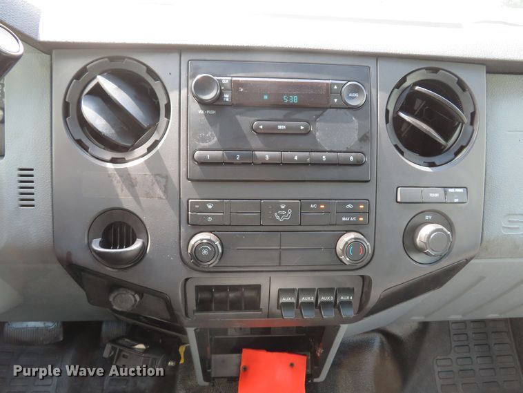 image for item DI2222 2011 Ford F350 Super Duty XL  dump bed pickup truck