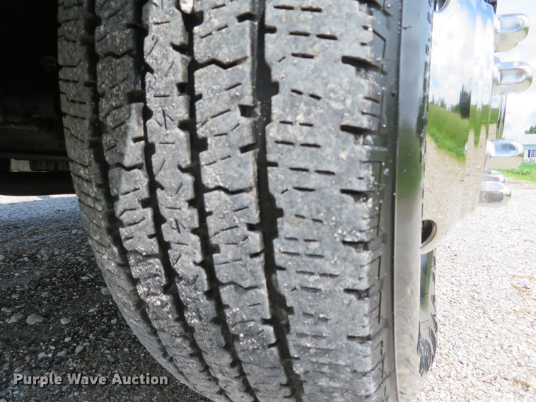 image for item DI2222 2011 Ford F350 Super Duty XL  dump bed pickup truck