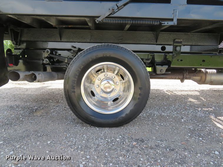 image for item DI2222 2011 Ford F350 Super Duty XL  dump bed pickup truck