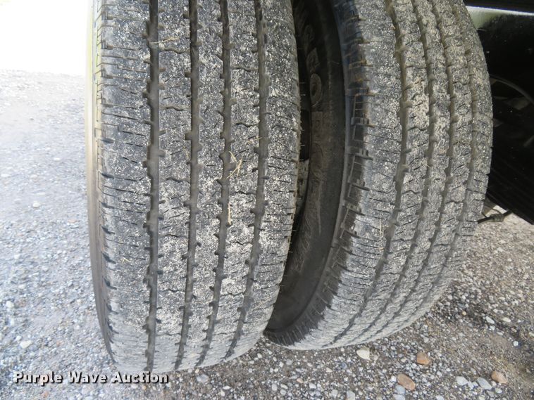 image for item DI2222 2011 Ford F350 Super Duty XL  dump bed pickup truck