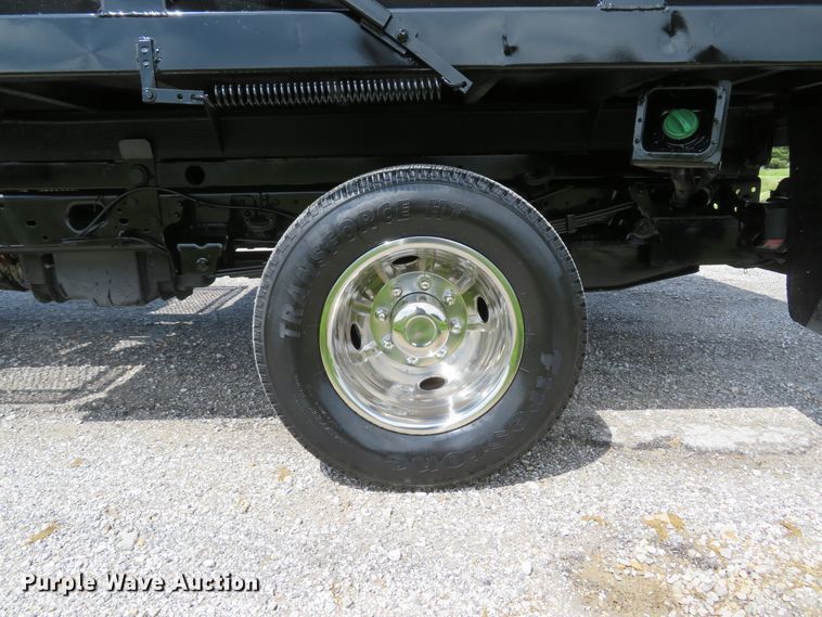 image for item DI2222 2011 Ford F350 Super Duty XL  dump bed pickup truck