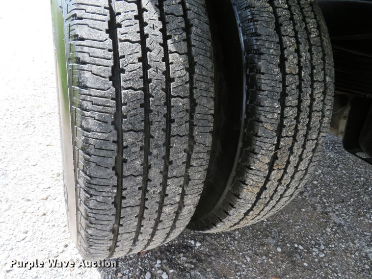 image for item DI2222 2011 Ford F350 Super Duty XL  dump bed pickup truck