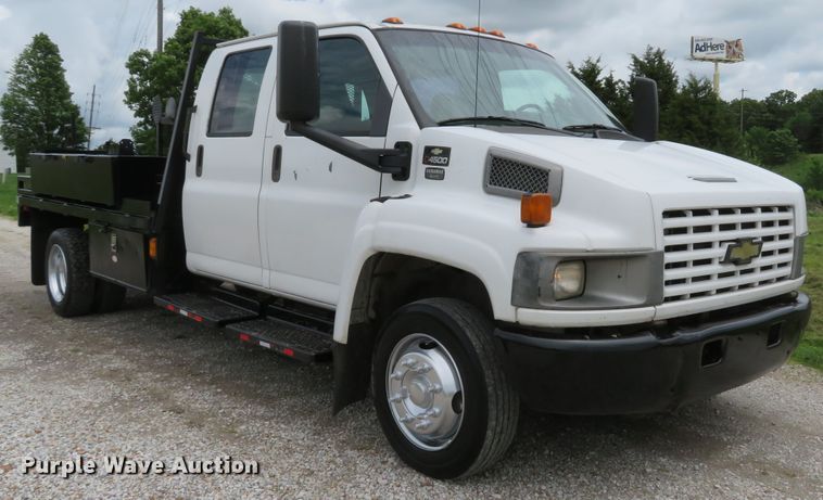 image for item DI2225 2006 Chevrolet C4500  flatbed truck