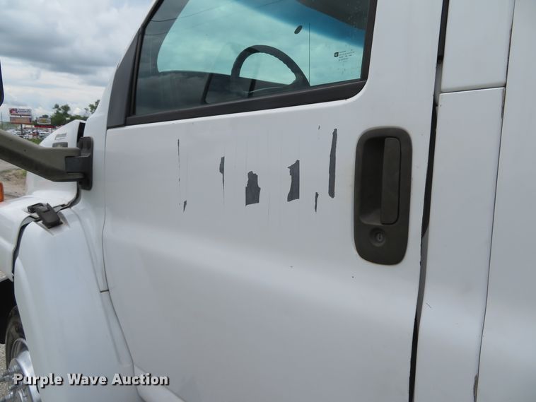 image for item DI2225 2006 Chevrolet C4500  flatbed truck