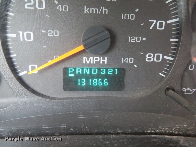 image for item DI2225 2006 Chevrolet C4500  flatbed truck